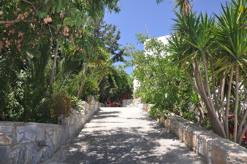 Petrino Otel Ambrami Dış mekan fotoğraf